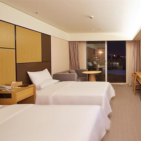 Ji Hotel Shanghai Lujiazui Exterior photo